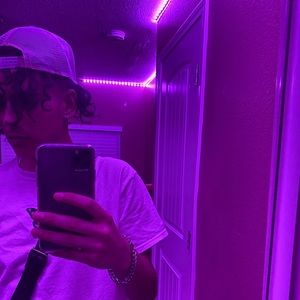 Meet your Posher, Luis